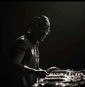 DJ Kent - SunSet13 Mix