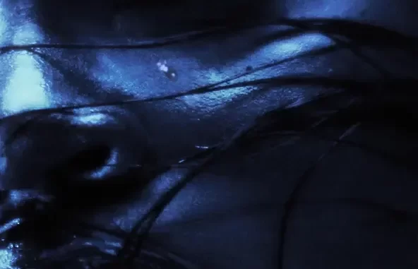 Amaarae roses are red, tears are blue — A Fountain Baby Extended Play