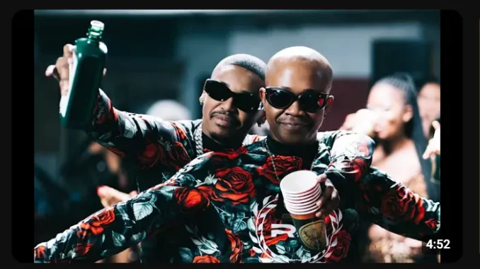 Tyler ICU – Awungeke ft Visca, 2woshort, Leemckrazy, Mr Nation Thingz, VeeRsa, Cuba Beats & Buddy Kay