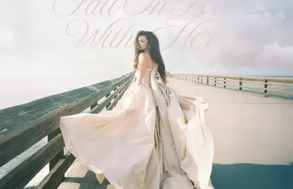 Sabrina Claudio Fall In Love With Her