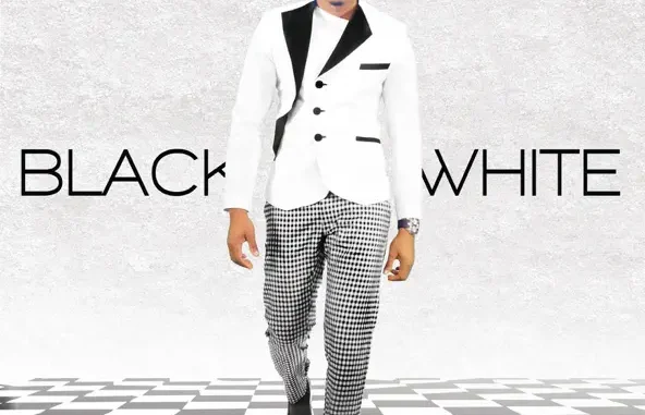 Donald Black & White (Deluxe Version)