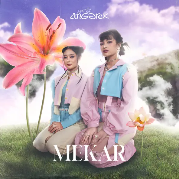 Duo Anggrek Mekar